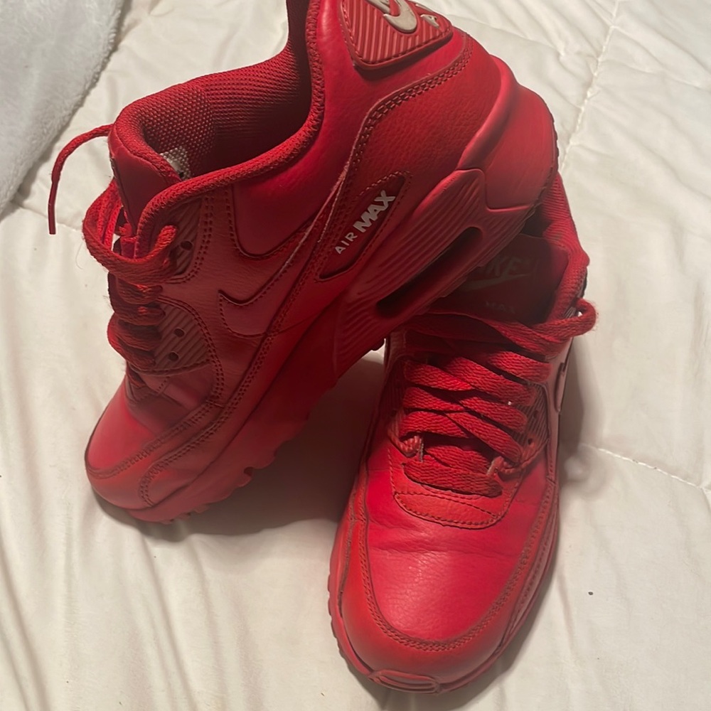 NIke Airmax kids size 5 woman’s size 7